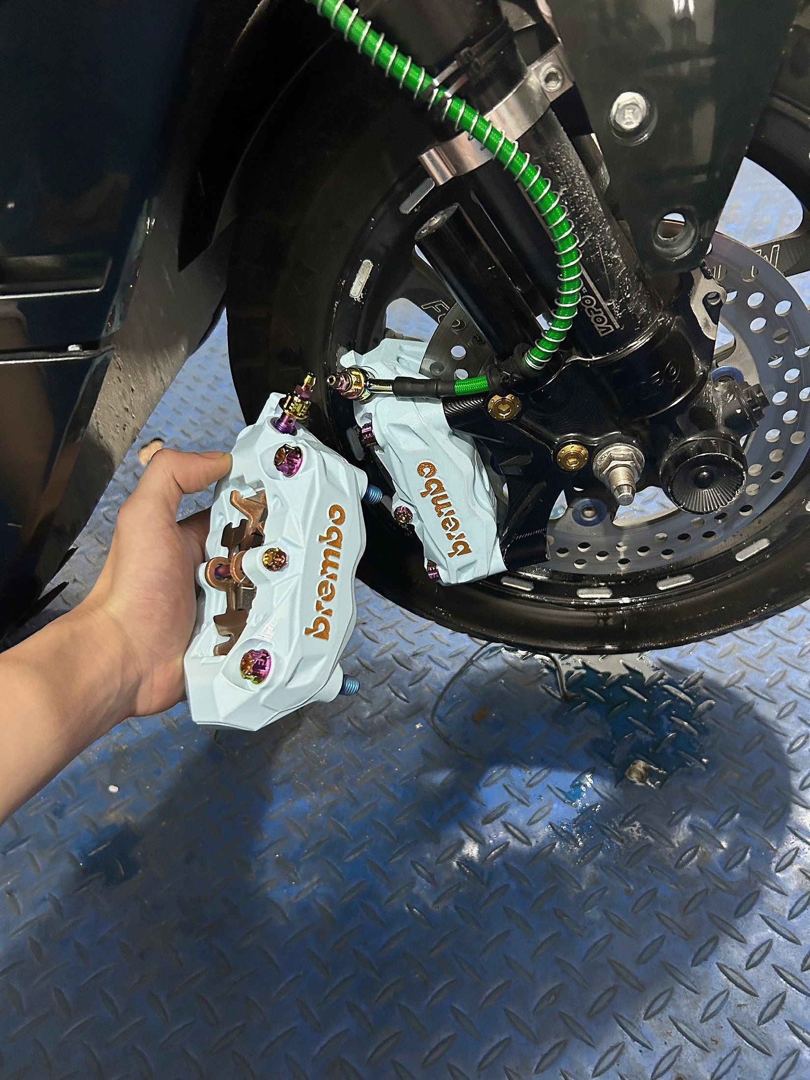 Stainless Steel Braided Motorcycle Brake Line for Racing & Performance
